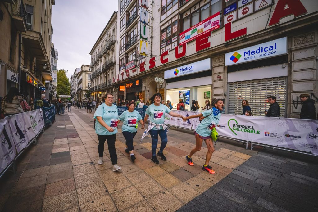 CARRERA DE EMPRESAS VITORIA INDESA 5